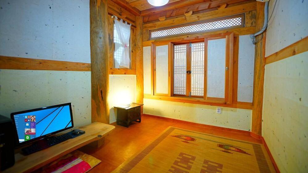 Kumwondang Jeonju Hanokstay Buitenkant foto